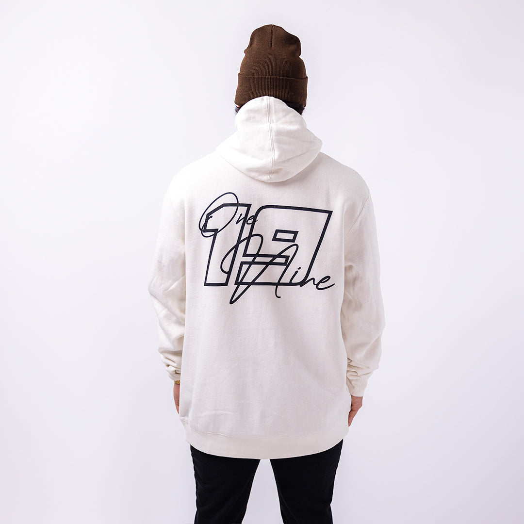 Nineteen Hoodie Cream
